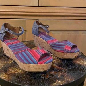 Toms Wedge Sandals